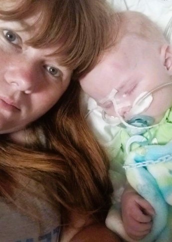 «Мне сказали никогда не искать тело моего сына», - украинка рассказала, как потеряла своего ребенка в Италии — фото 1