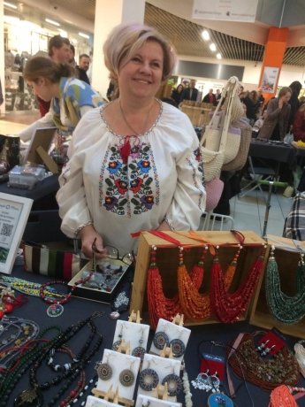 Українські майстрині в Польщі створюють шедеври і заробляють на життя — фото 1