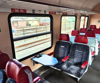 С 15 октября в Варшаву будут ездить новые поезда: УЗ показала, как они выглядят изнутри — фото 2