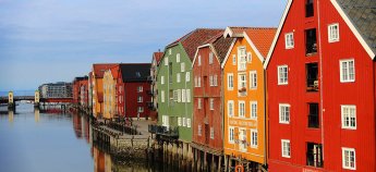 Як у Швеції та Норвегії допомогають українським біженцям