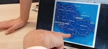 Карта Чехії та ФРН на моніторі