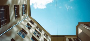 Скільки українців у Словаччині перестали отримувати компенсацію на житло