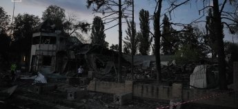 Зруйноване депо у Києві 1 вересня