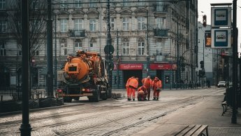 У Польщі посилюють вимоги до трудових договорів: це стосуватиметься й українців