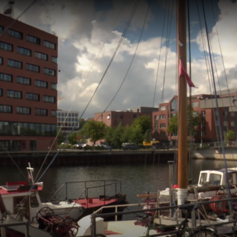 Готель Holiday Inn - the niu Quay у районі Harburger Binnenhafen