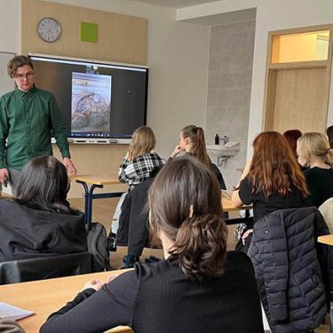 Українська мова в школах Німеччини: коли і де