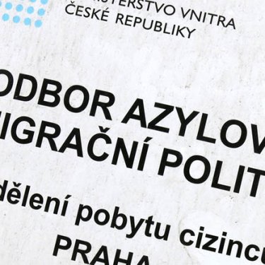 Як відбувається вклейка візи тимчасового захисту в Чехії