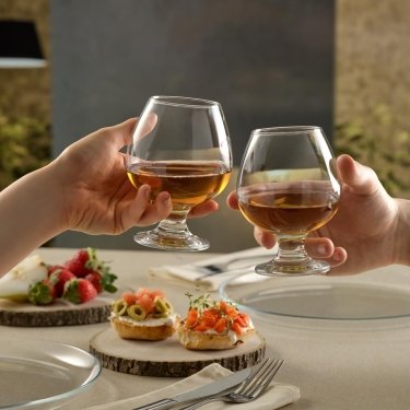 Срок годности коньяка 5 литров в закрытой бутылке: мифы и реальность