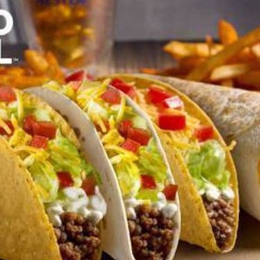 В эту среду сеть Taco Bell раздает по всей Испании бесплатные такос