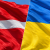 Прапори Данії та України у хвилях