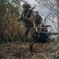 Висадка бійців ЗСУ з катера на берег
